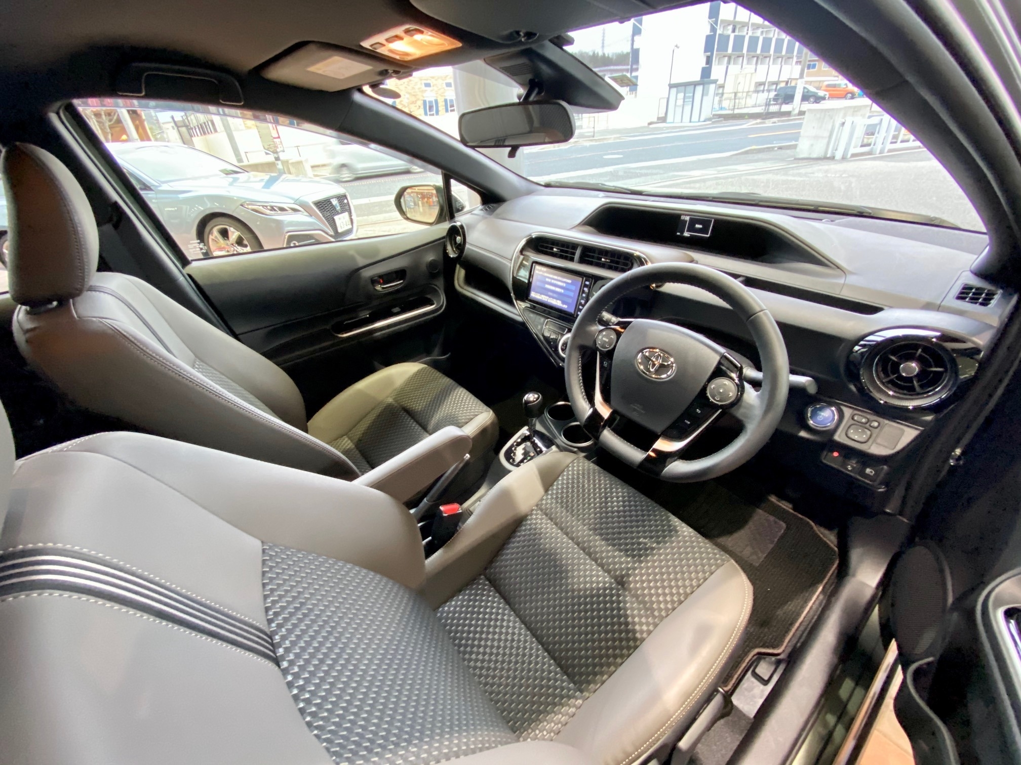 ３ナンバーのアクアあります