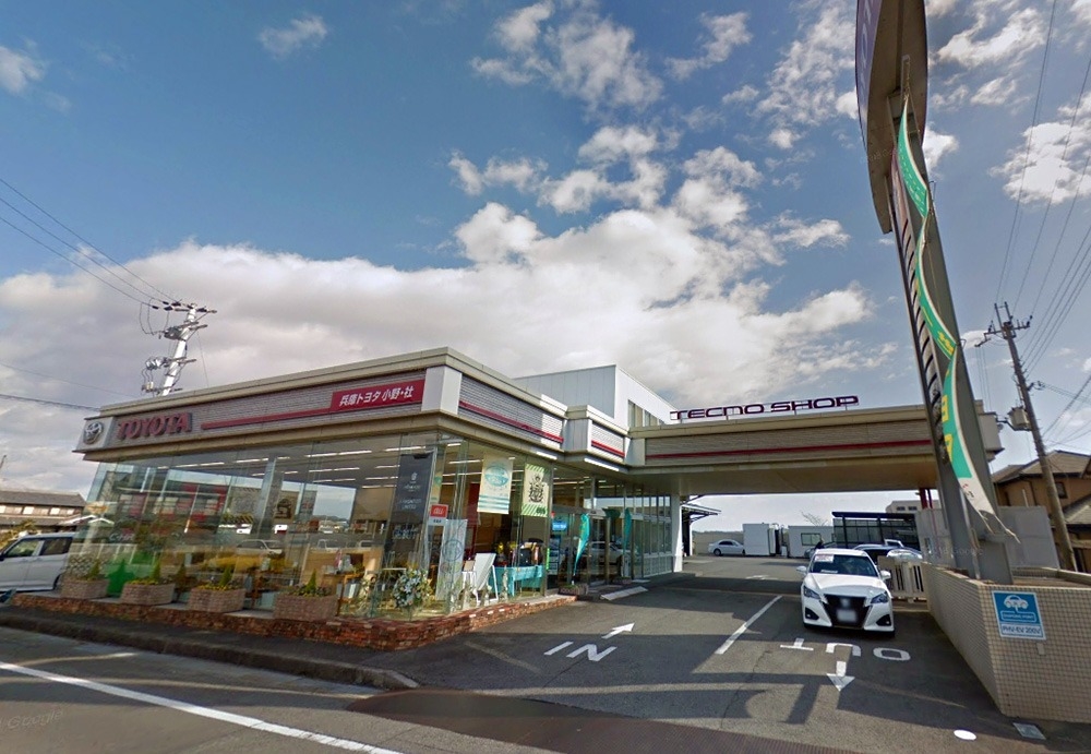 小野社店入口