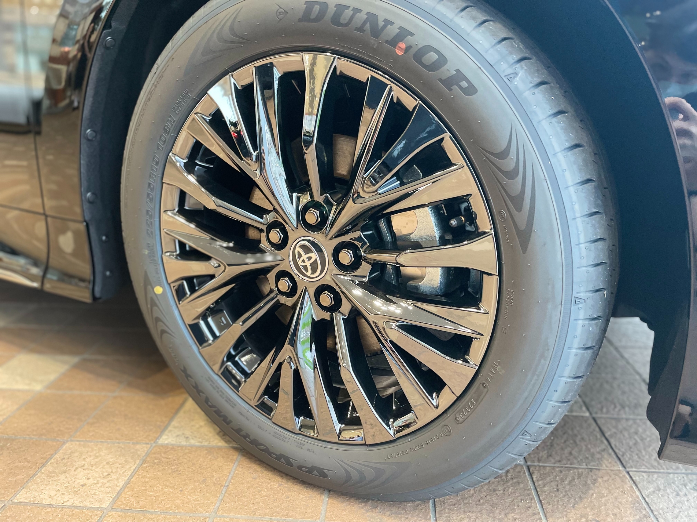 新型ヴェルファイア ☆ 展示車あります！