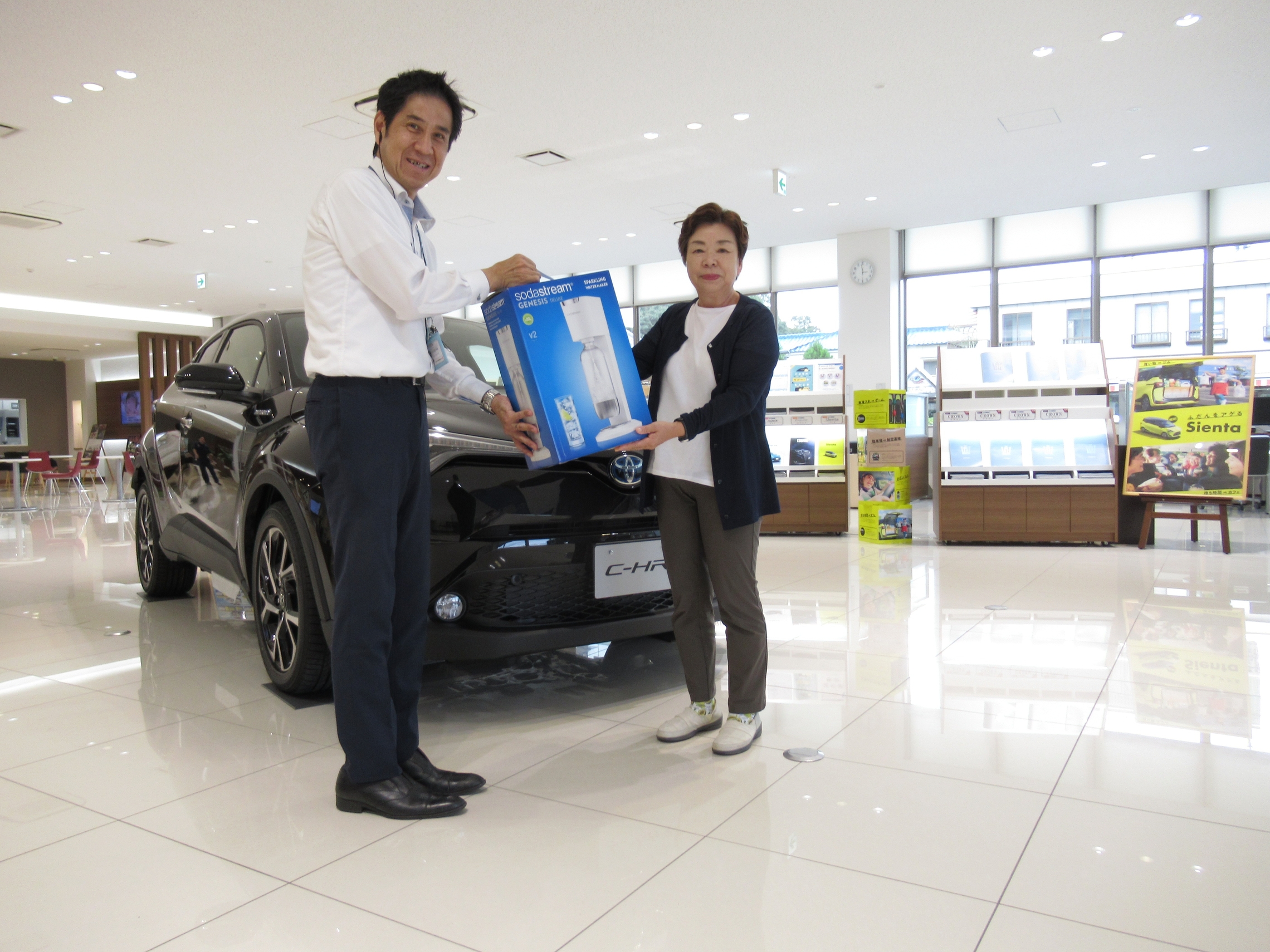 現車限り ｃ ｈｒの展示車