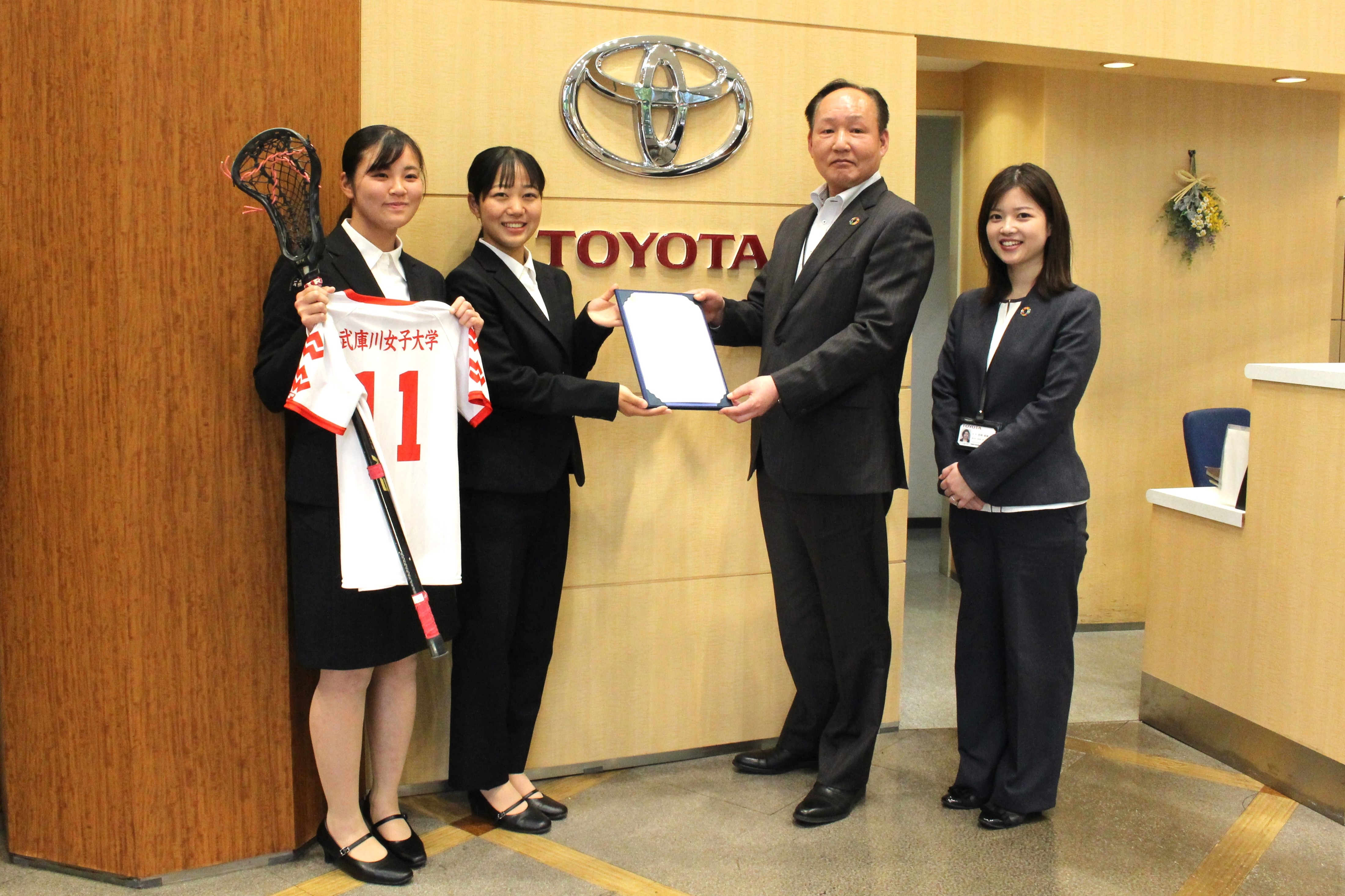 武庫川女子大学ラクロス部とスポンサー契約を締結