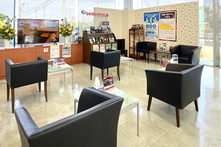 西はりま店_サービス待合コーナー