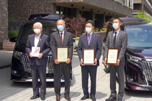 患者搬送用車両の無償提供・超小型モビリティの無料貸出