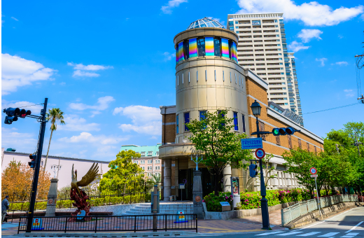 宝塚市立手塚治虫記念館